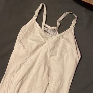 Nursing tank